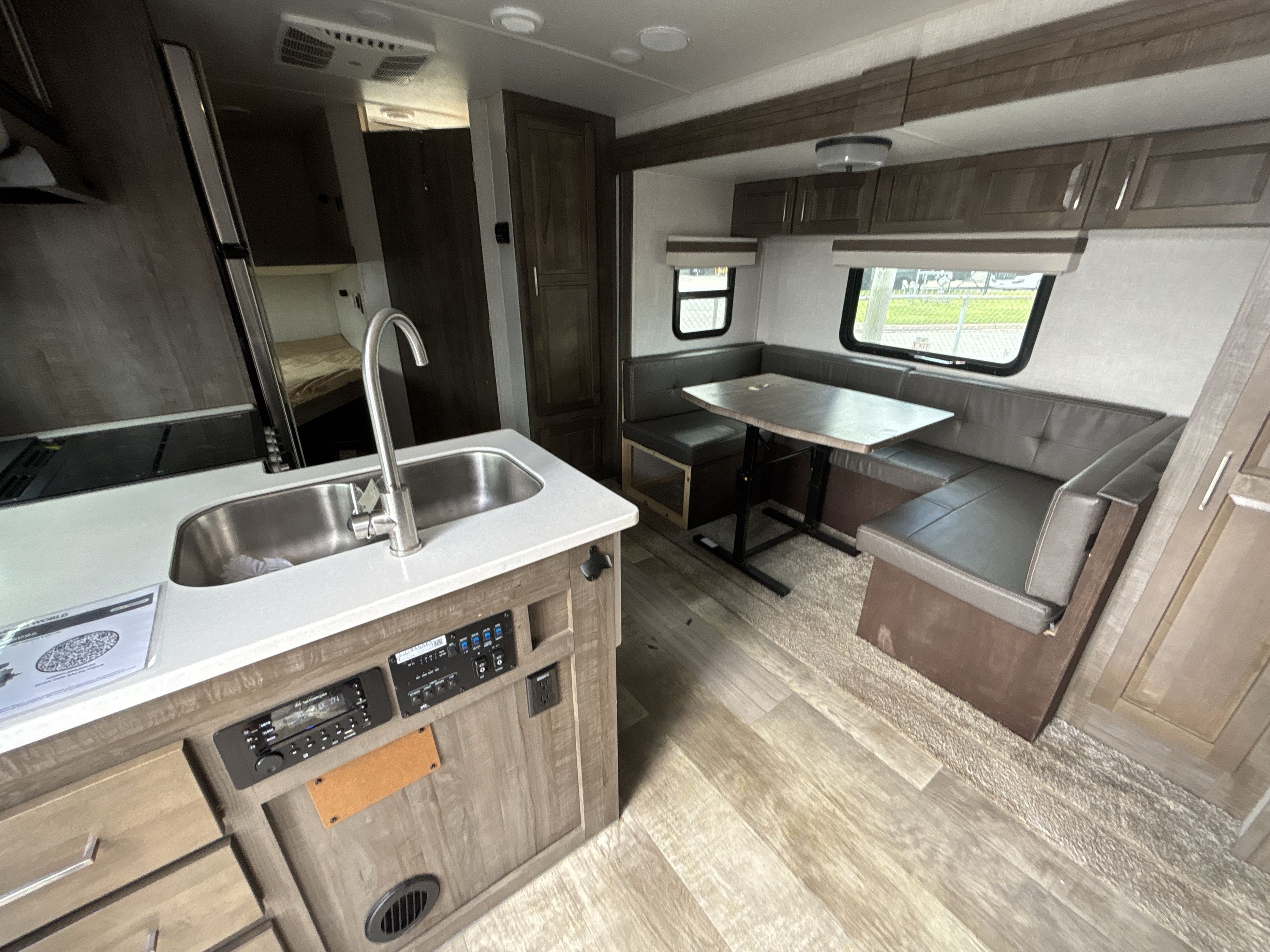 2022 Forest River ROCKWOOD MINI LITE 2509S in sherman TX