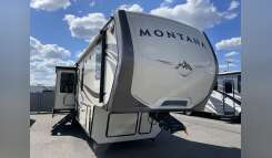 2018 Keystone MONTANA 3790RD RV
