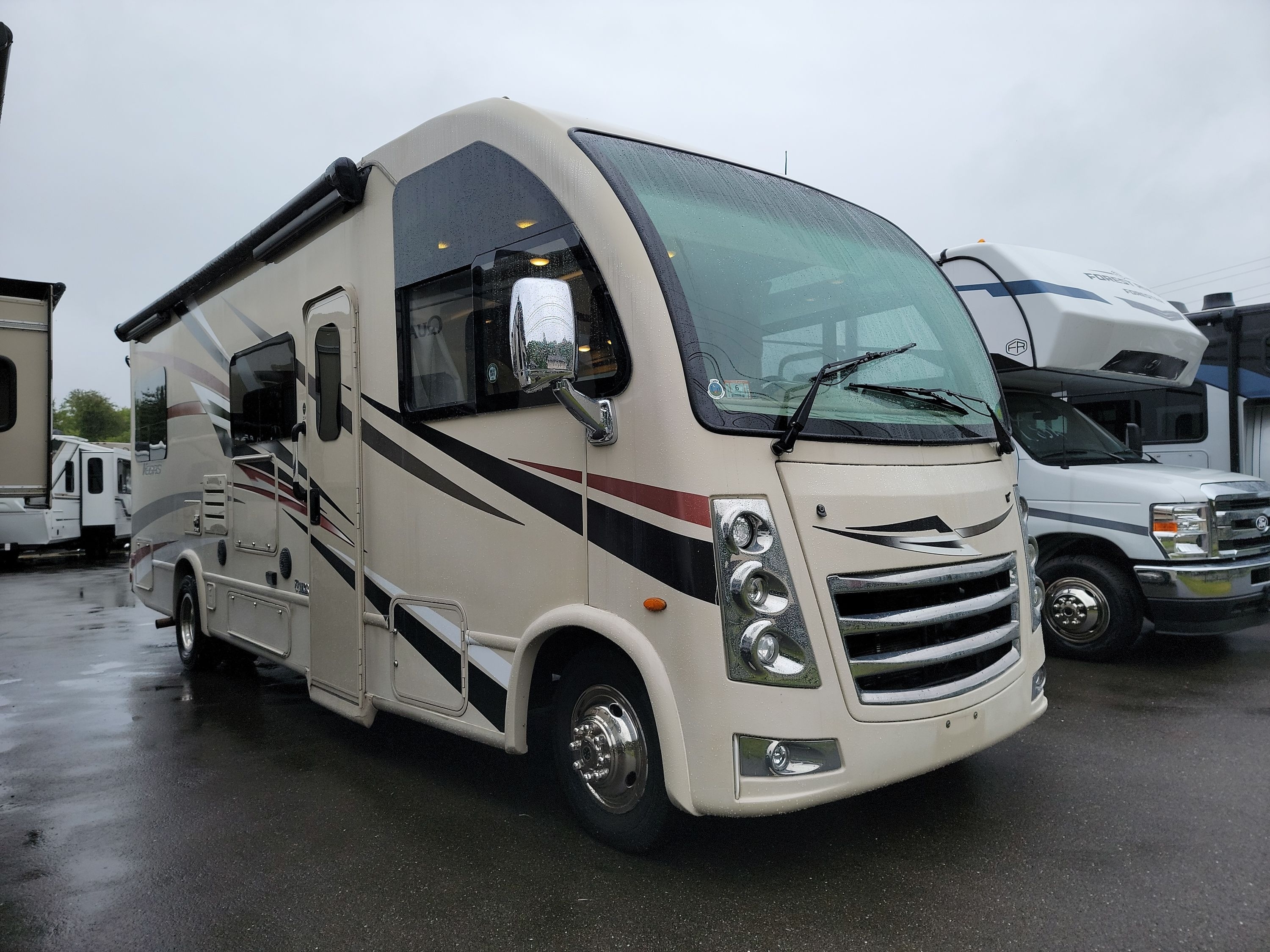 2017 Thor VEGAS 25.4 RV