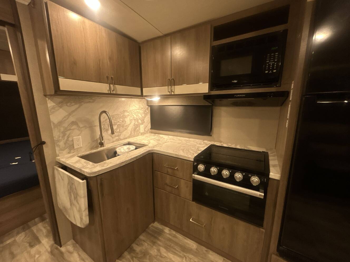 A photo of this 2023 Grand Design IMAGINE 2800BH