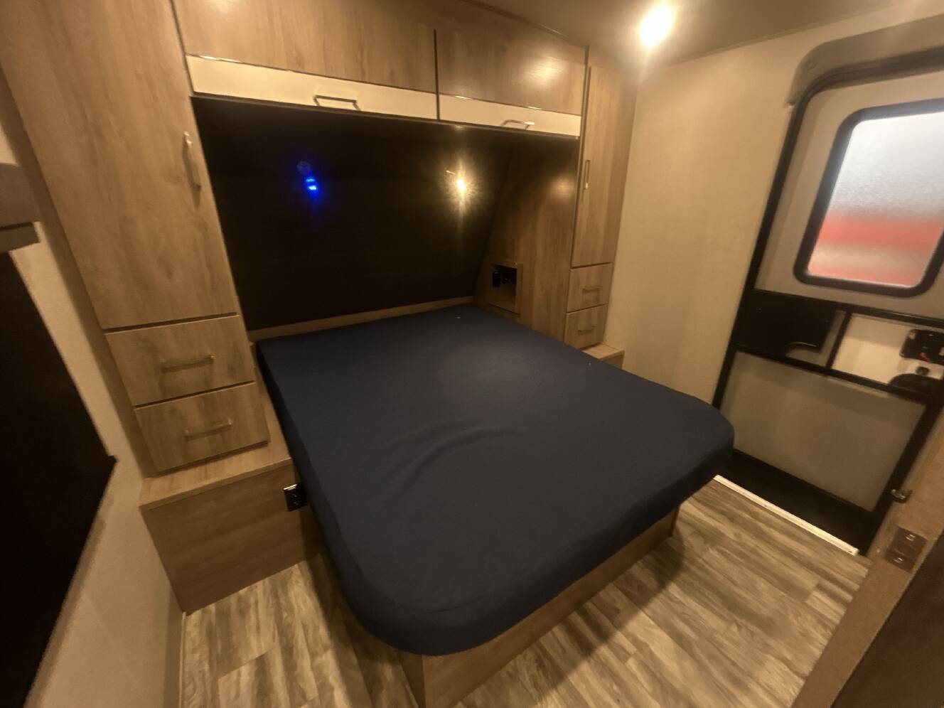 A photo of this 2023 Grand Design IMAGINE 2800BH
