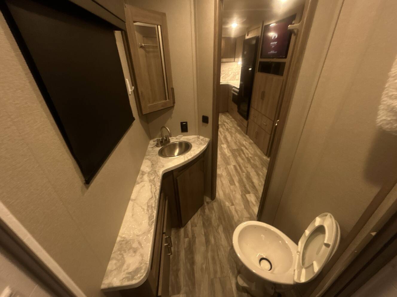 A photo of this 2023 Grand Design IMAGINE 2800BH