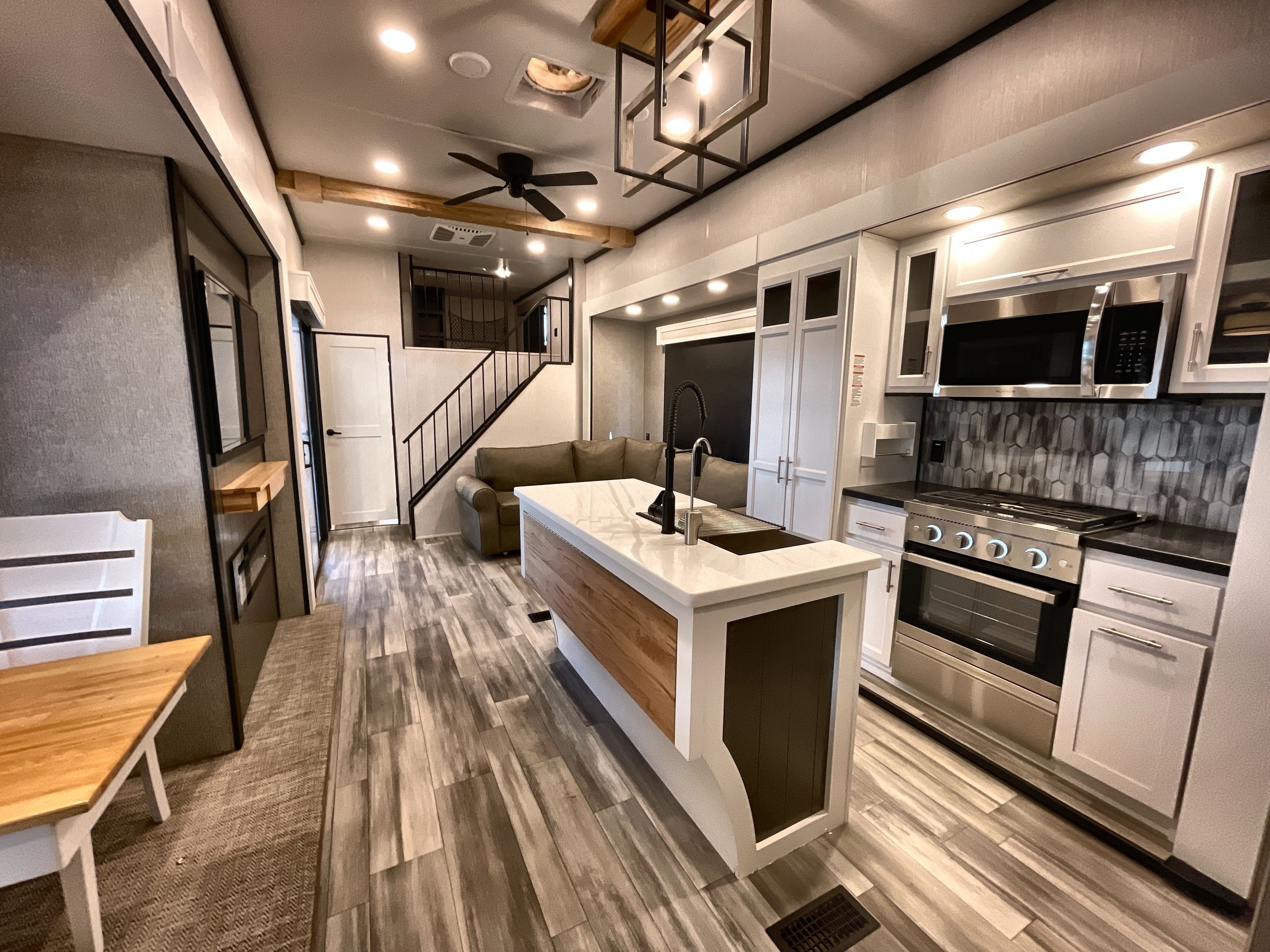 2024 Forest River CEDAR CREEK COTTAGE 40CBK in avondale AZ