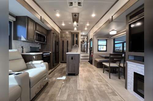 2023 Forest River ROCKWOOD SIGNATURE ULTRA LITE 8288SB in bend OR