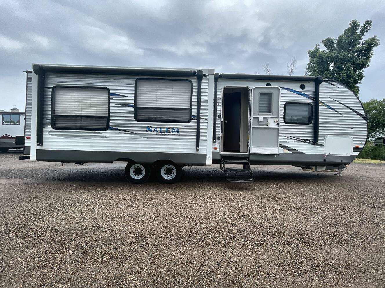 A photo of this 2018 Forest River SALEM 27REI