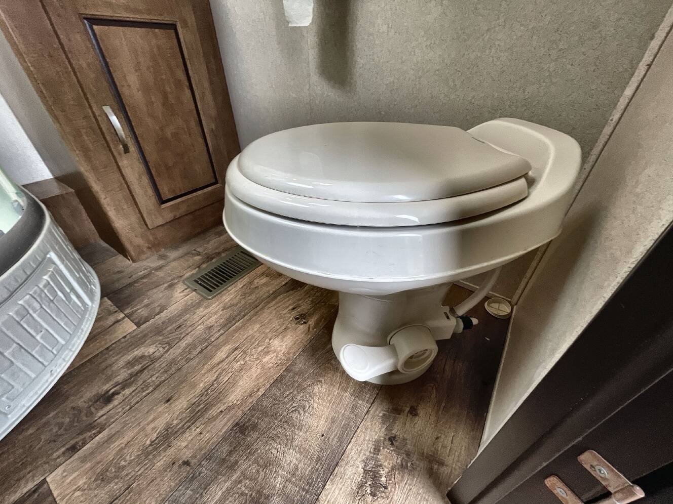A photo of this 2018 Forest River SALEM 27REI
