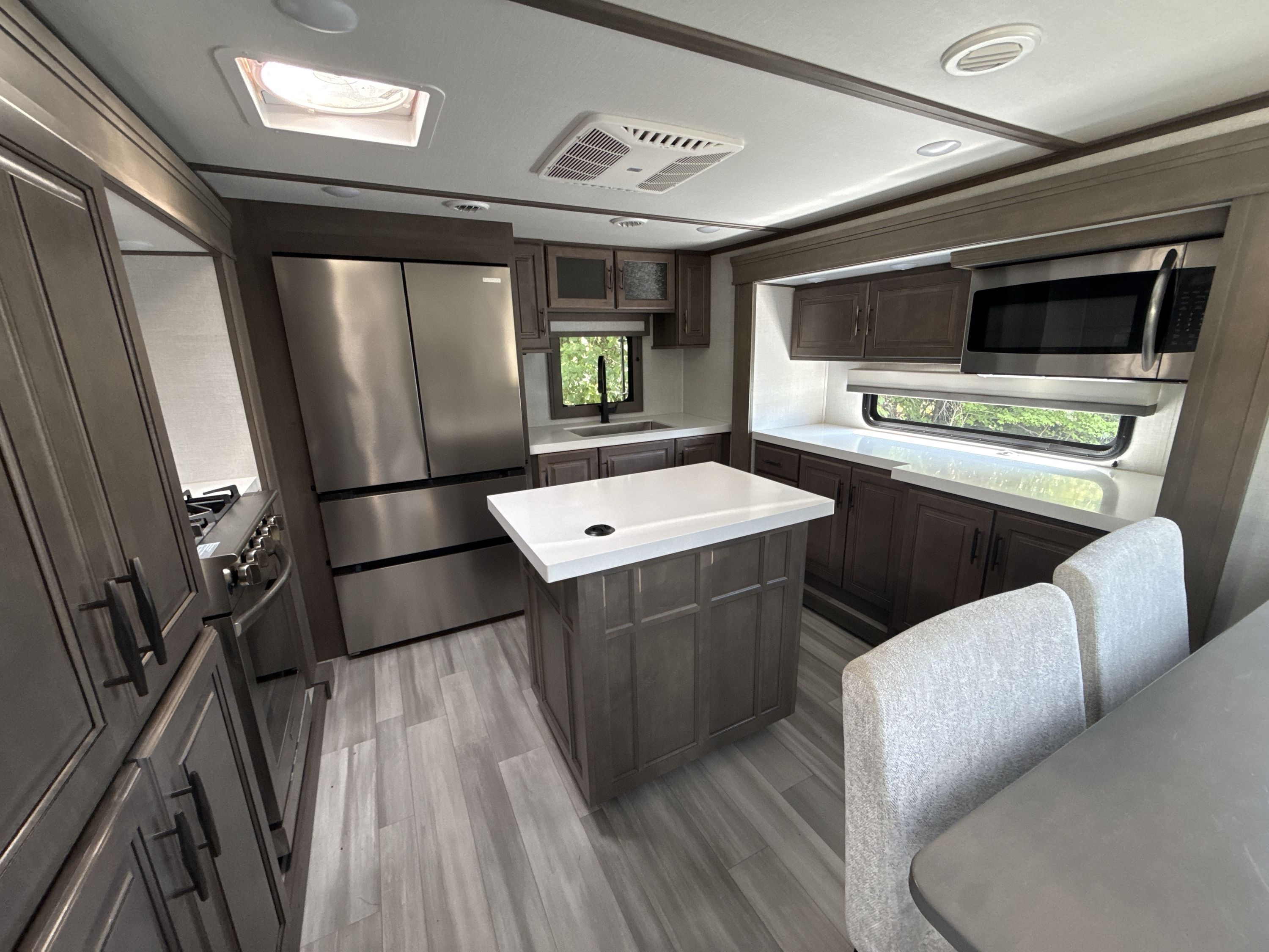 2023 Grand Design SOLITUDE 390RK in center conway NH