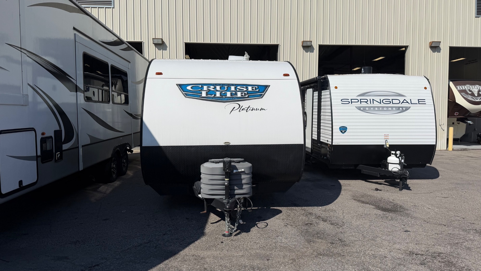 2024 Forest River SALEM CRUISE LITE 24RLXLX in garner NC