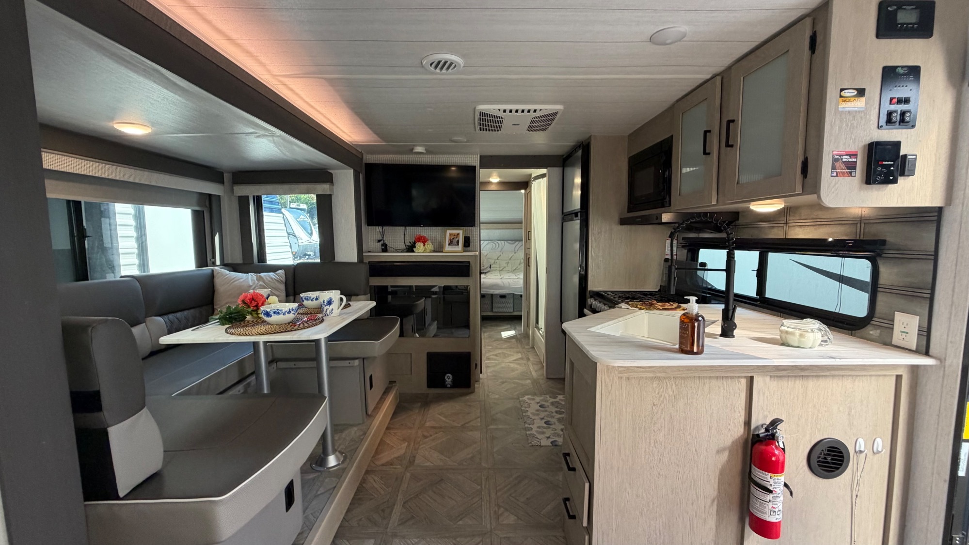 2024 Forest River SALEM CRUISE LITE 24RLXLX in garner NC