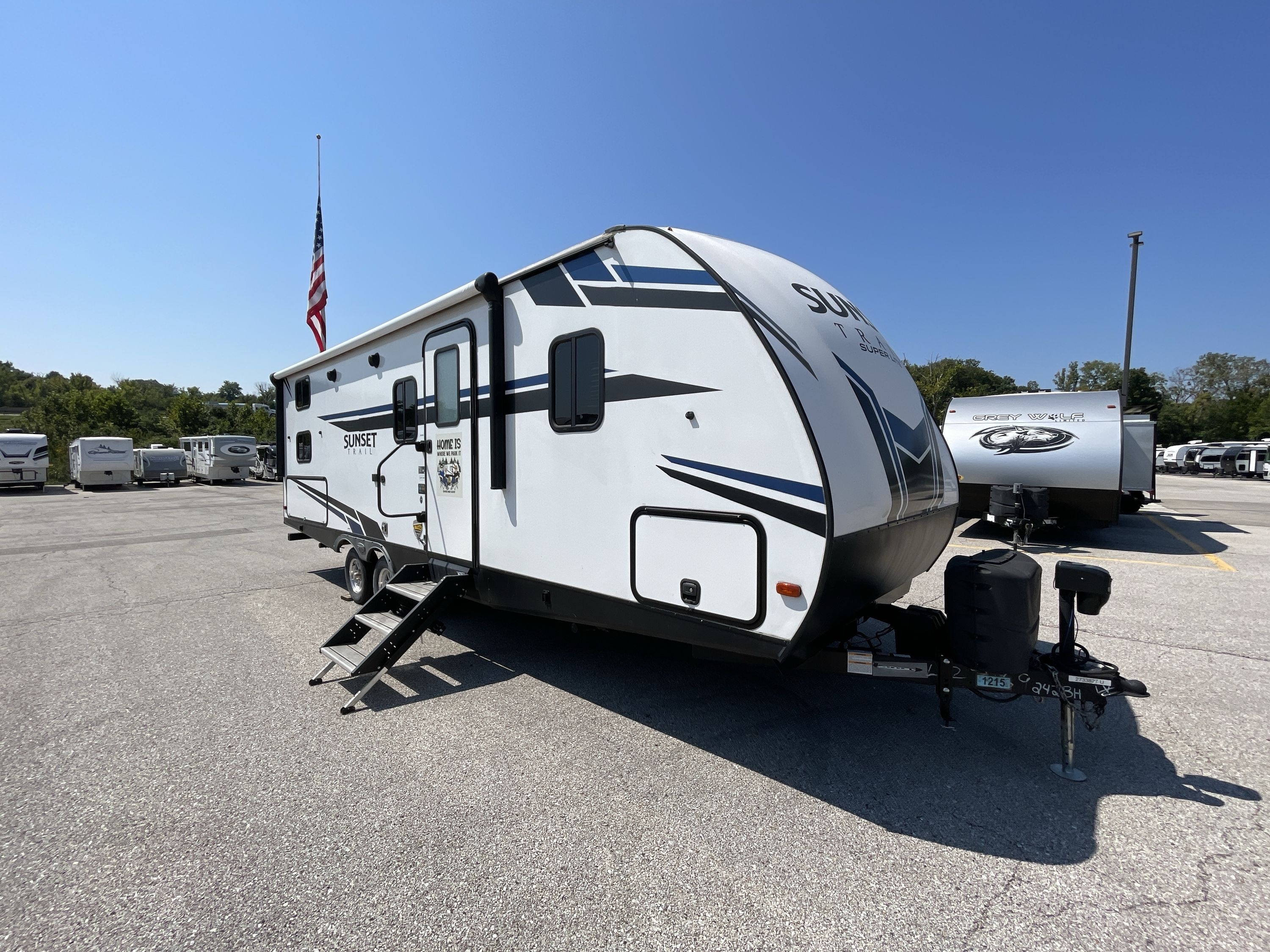 2020 Crossroads SUNSET TRAIL 242BH RV