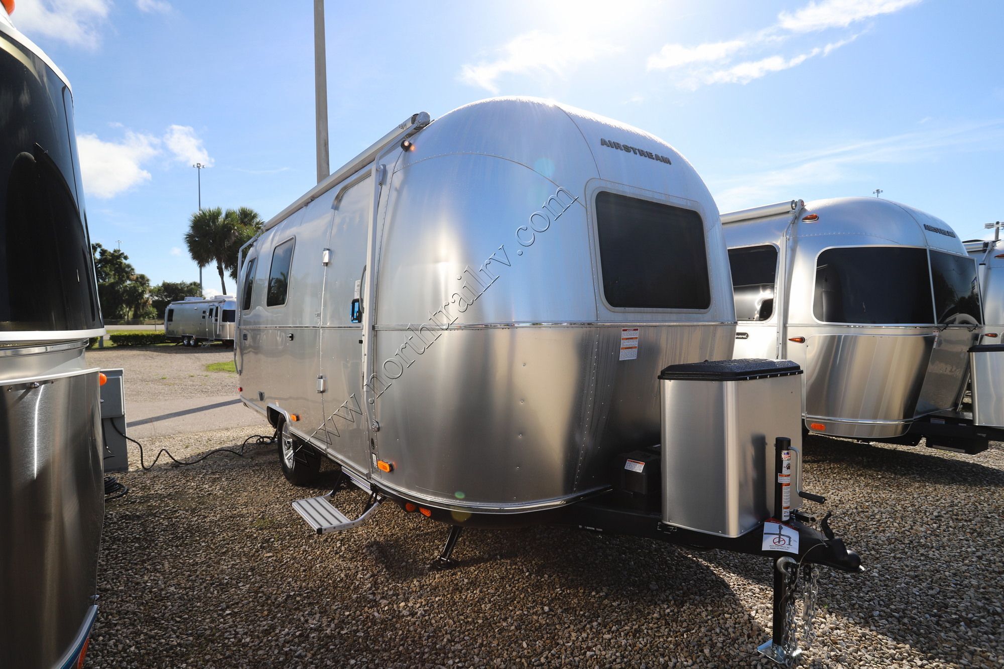 2027 Airstream World Travel 22RB in ft. myers FL