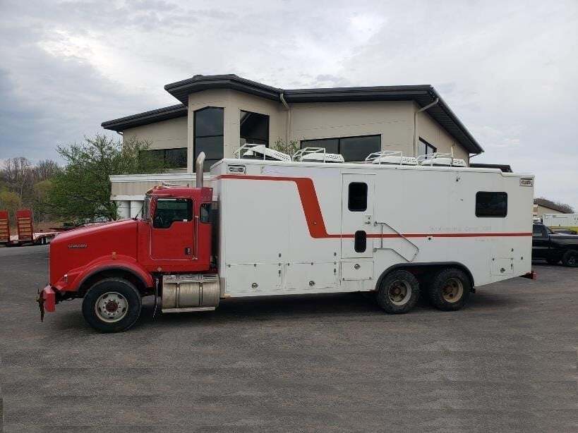 2009 KENWORTH T800 in Caledonia, NY