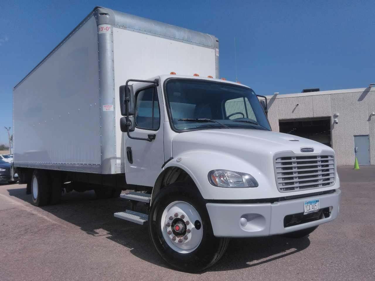 2022 FREIGHTLINER BUSINESS CLASS M2 106 in Roseville, MN