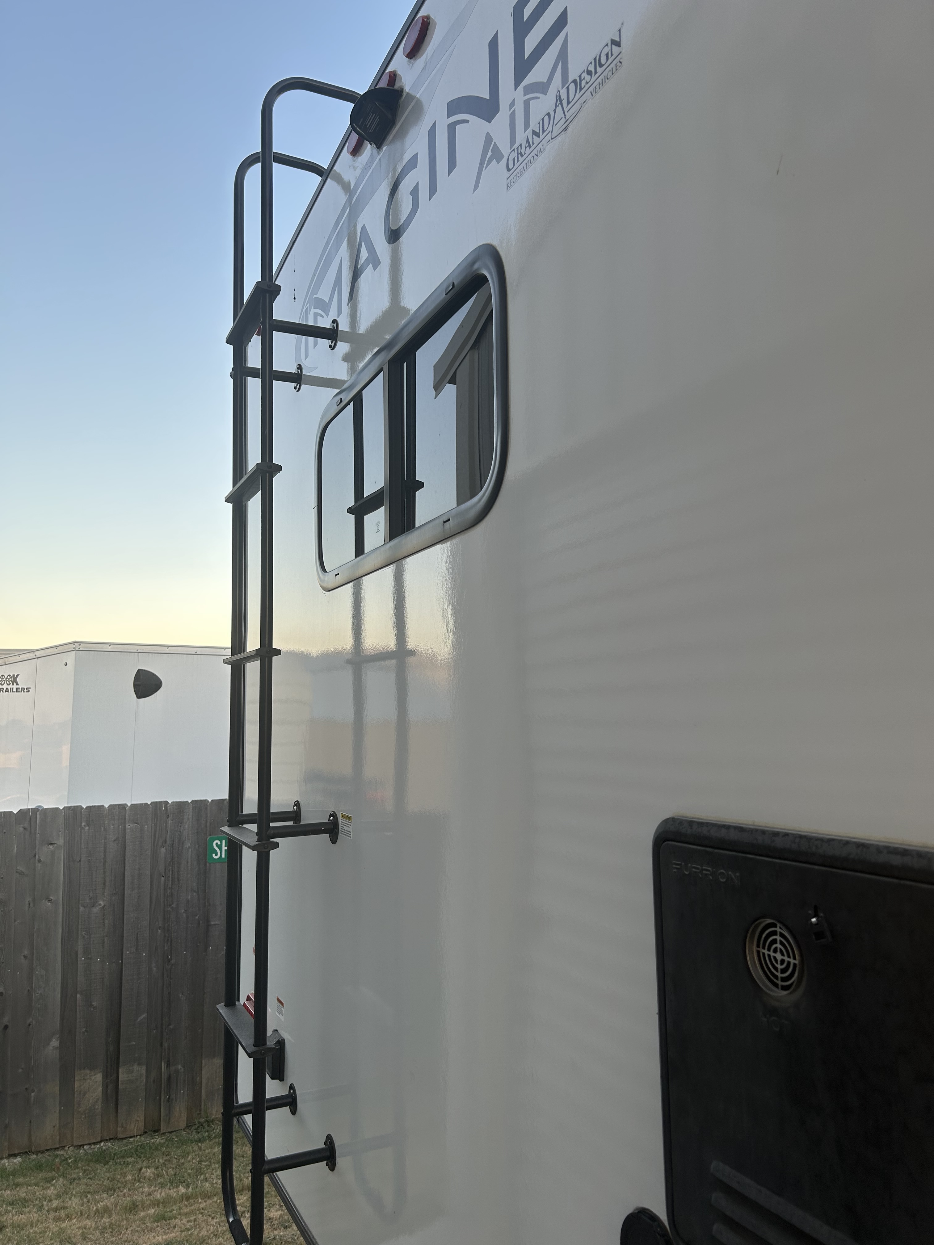 2023 Grand Design IMAGINE AIM 15RB in venus TX