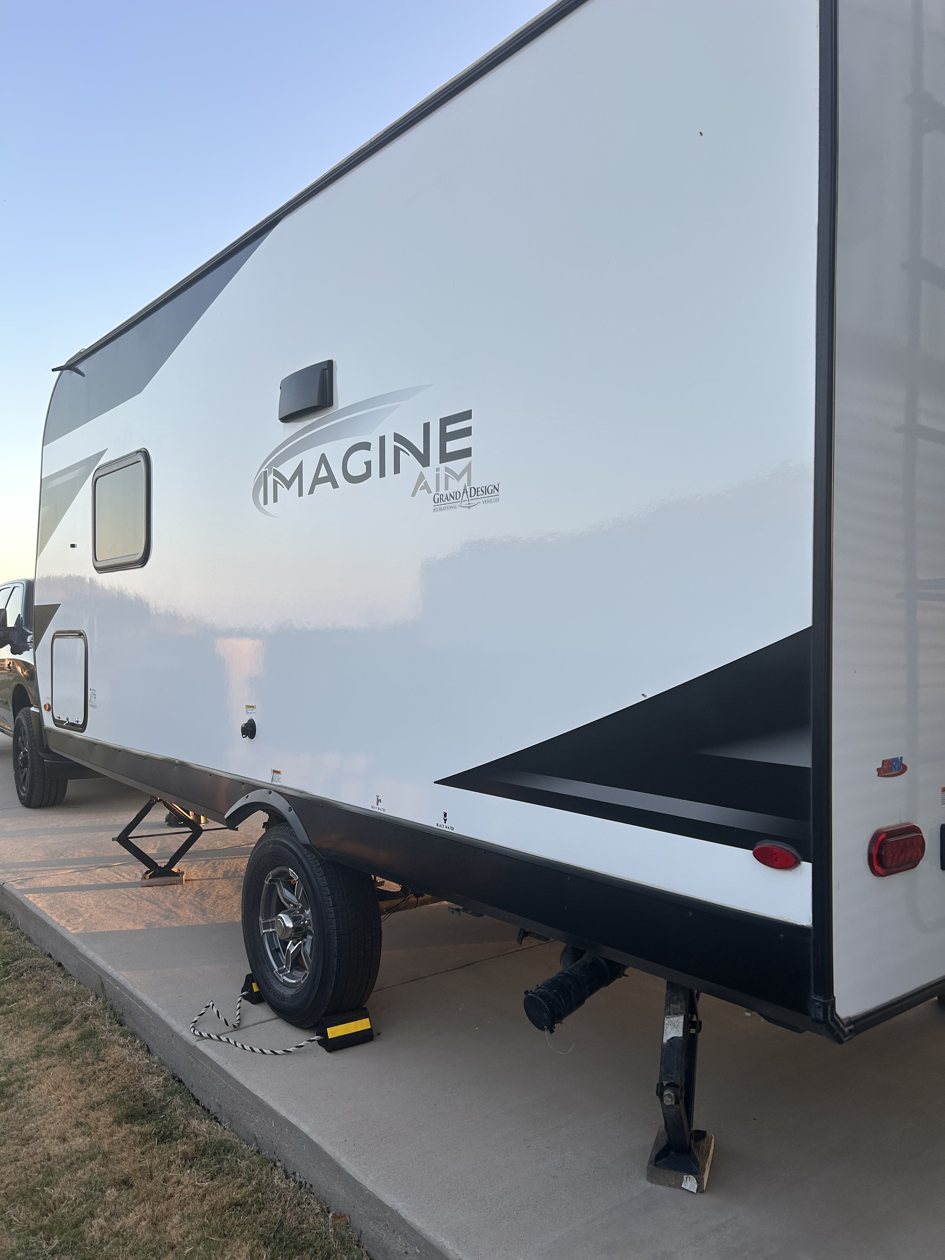 2023 Grand Design IMAGINE AIM 15RB in venus TX