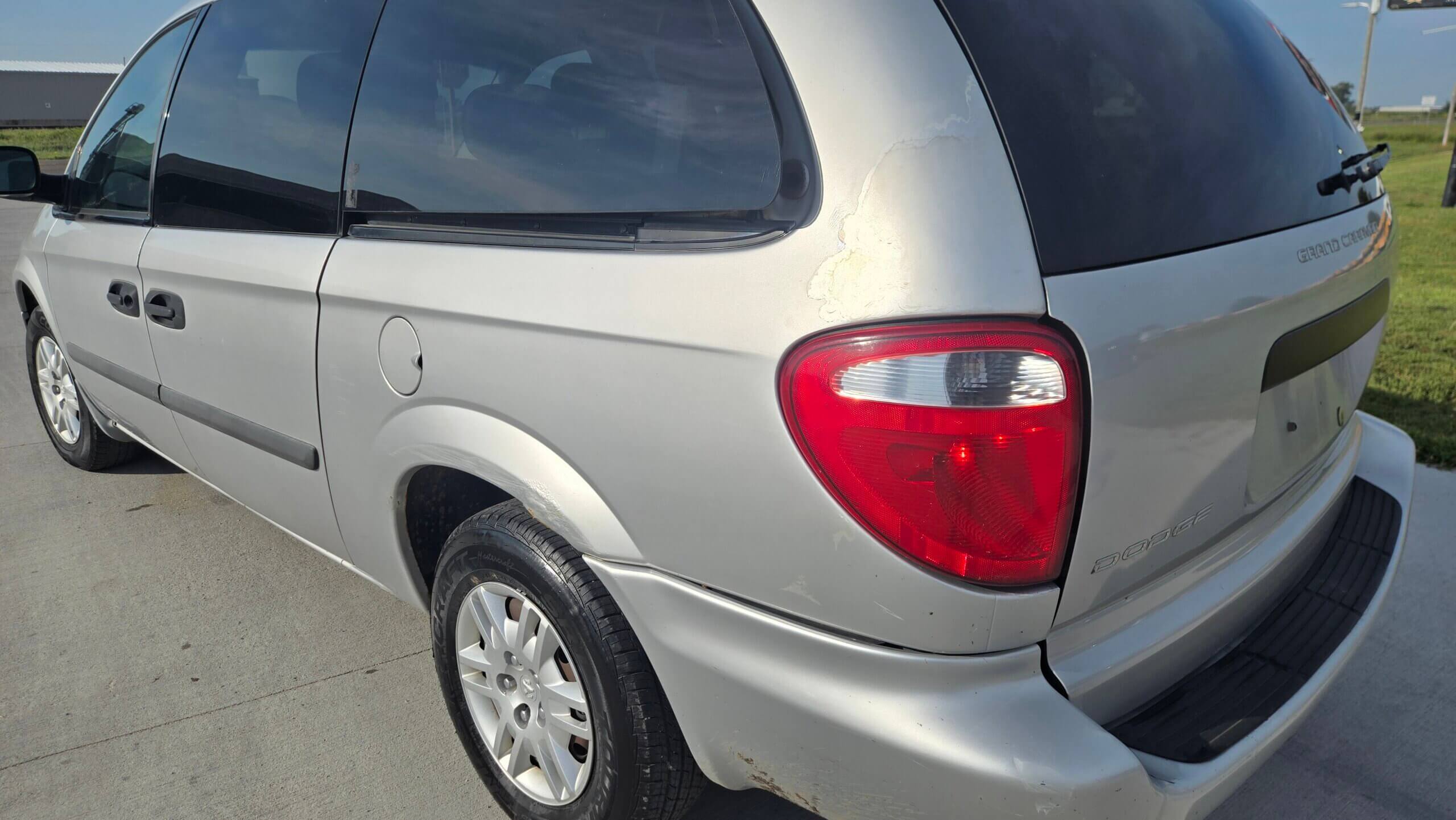2005 Dodge Caravan in Kearney, NE