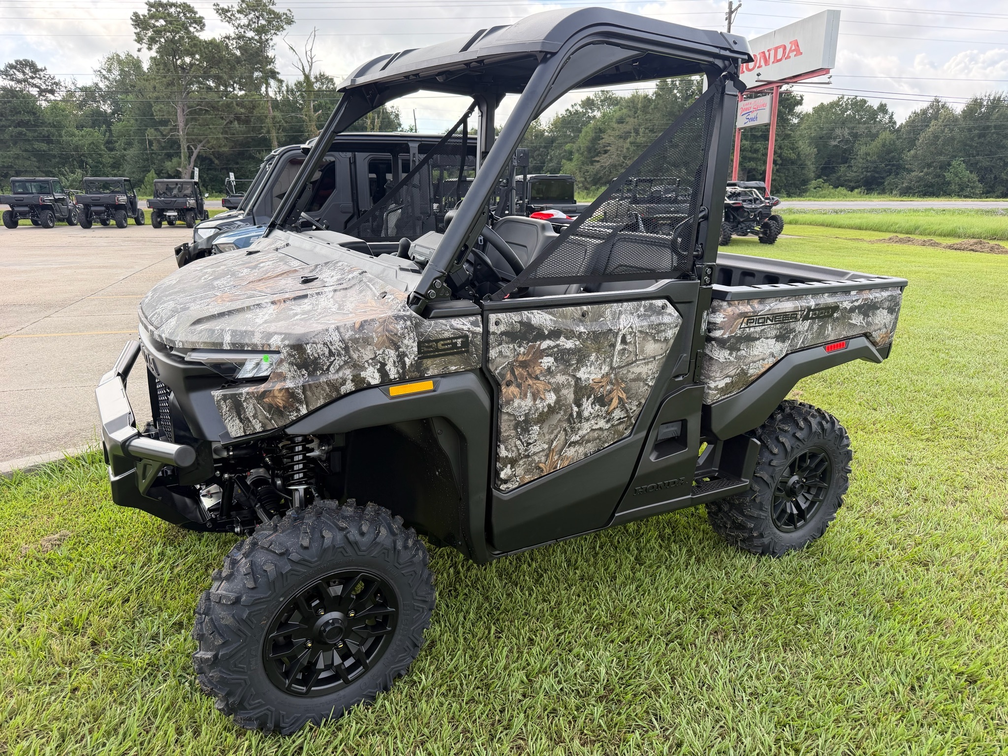 2026 Honda Pioneer 1000 Deluxe in lafayette LA