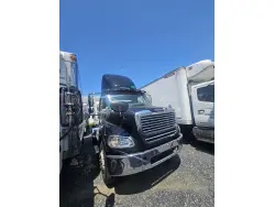 2017 FREIGHTLINER T1