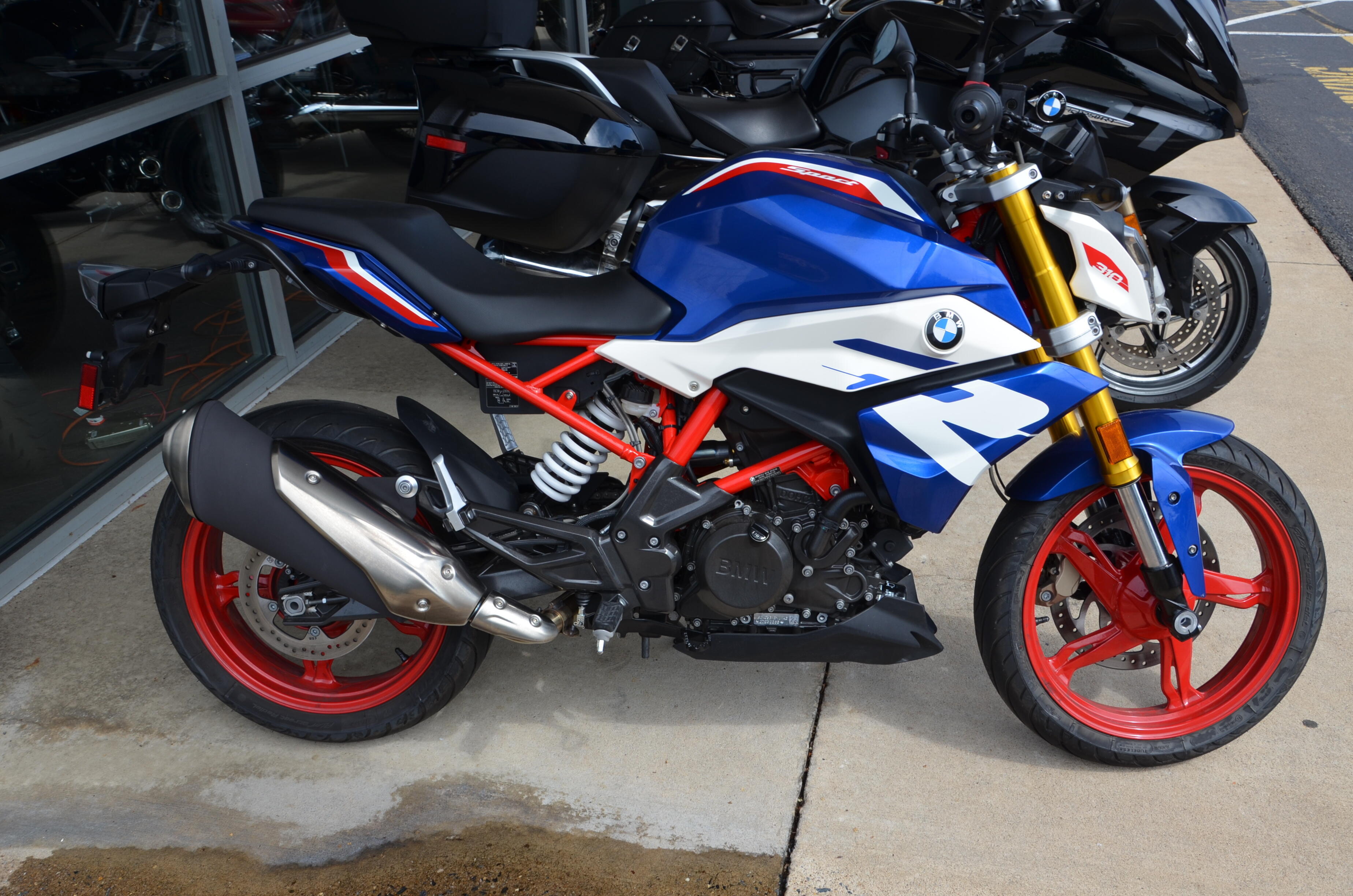 2024 BMW G 310 R 310 R in Fredericksburg, VA