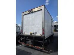 2018 HINO 195