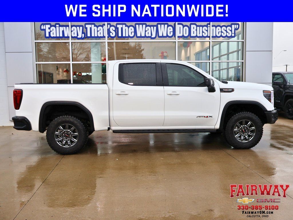 2025 GMC SIERRA in East Liverpool, OH
