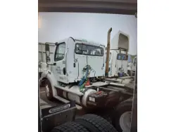 2013 FREIGHTLINER M2