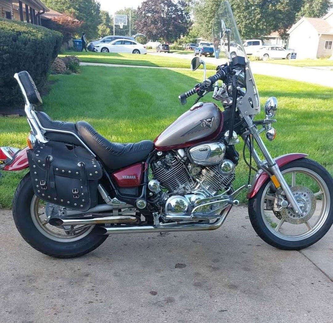 1999 Yamaha VIRAGO 1100 1100 in Ottawa, IL