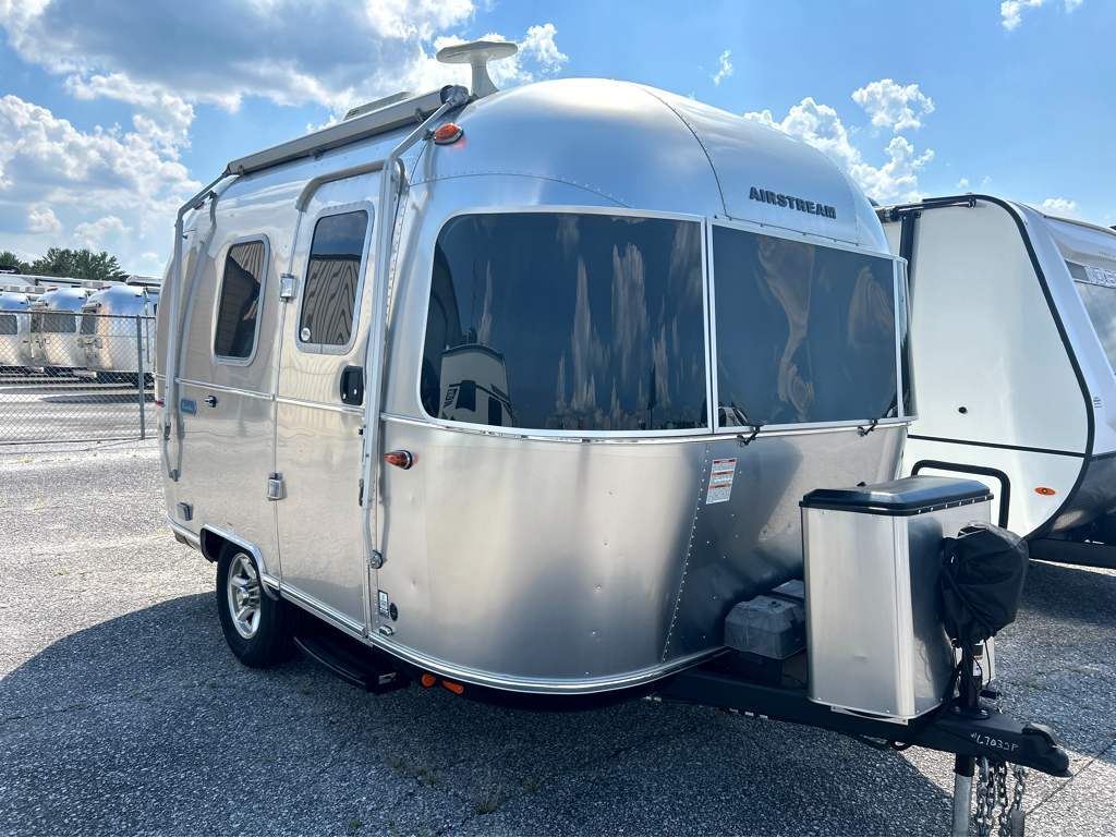 2025 Airstream Bambi 16RB in defuniak springs FL