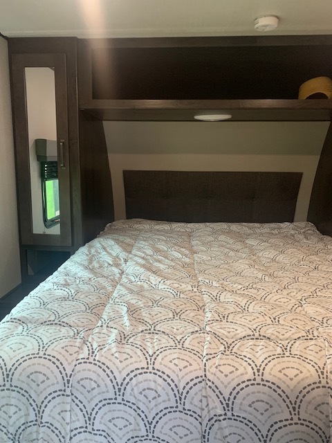 2022 Grand Design TRANSCEND XPLOR 321BH in glenwood NY