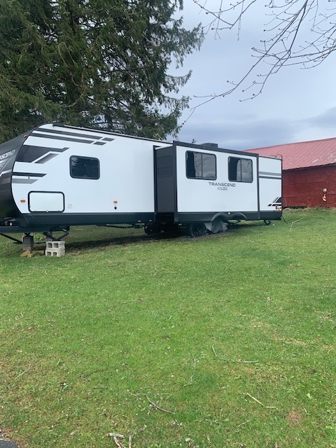 2022 Grand Design TRANSCEND XPLOR 321BH in glenwood NY