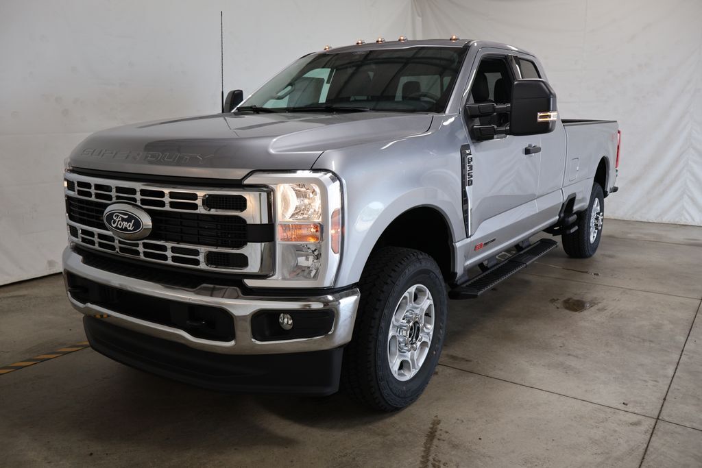 2027 FORD F350 in Groveport, OH