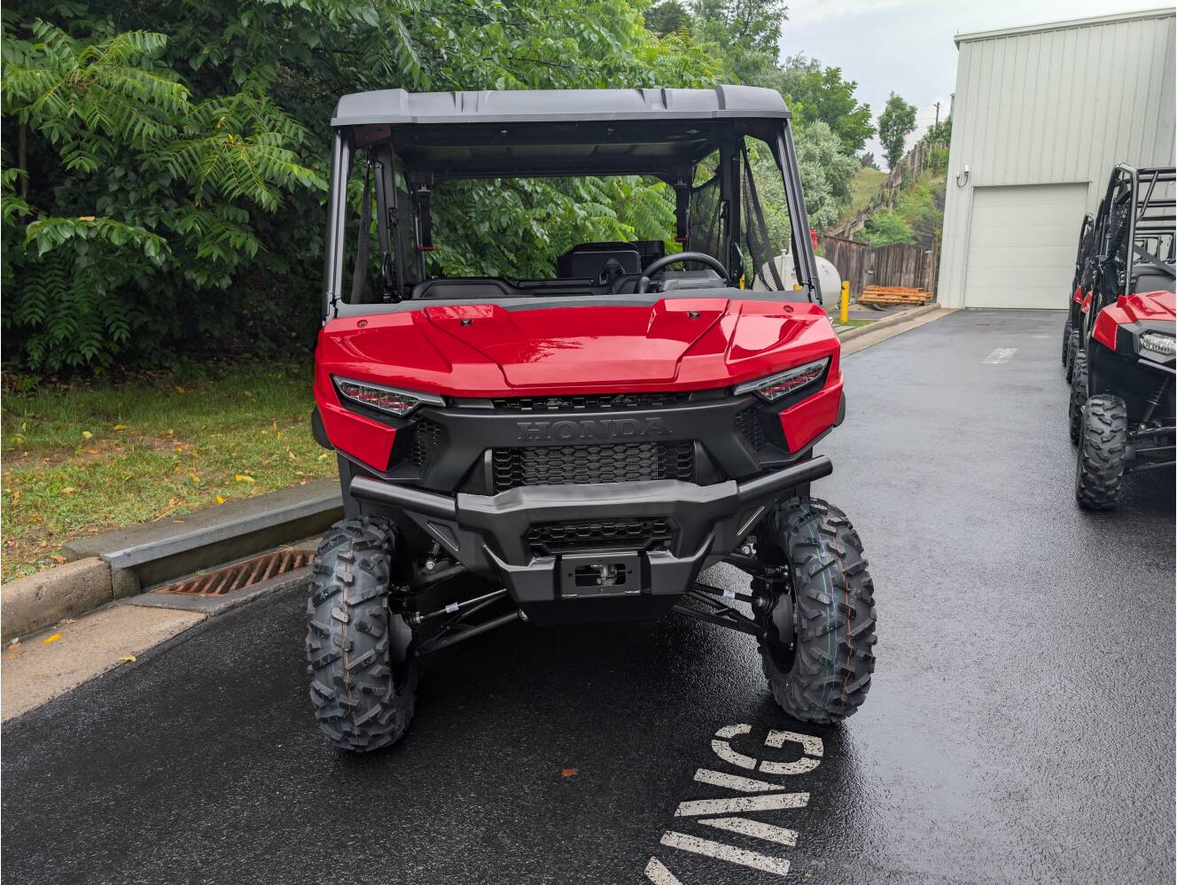 A photo of this 2026 Honda Pioneer 1000-5 Deluxe