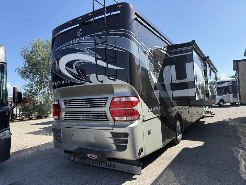 2018 TIFFIN MOTORHOMES ALLEGRO BUS 40SP