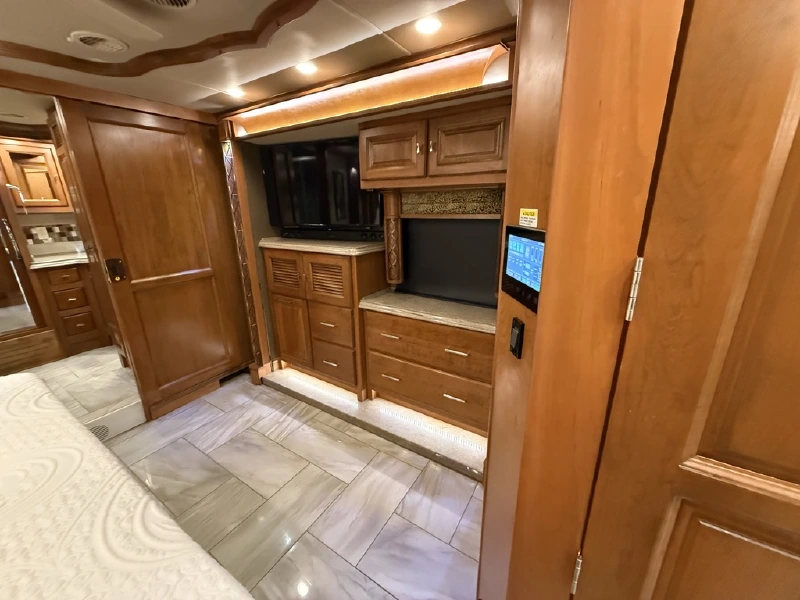 2018 TIFFIN MOTORHOMES ALLEGRO BUS 40SP