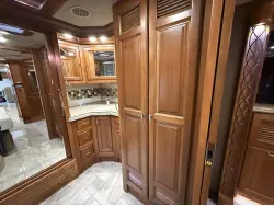 2018 TIFFIN MOTORHOMES ALLEGRO BUS 40SP