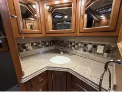 2018 TIFFIN MOTORHOMES ALLEGRO BUS 40SP