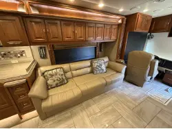 2018 TIFFIN MOTORHOMES ALLEGRO BUS 40SP