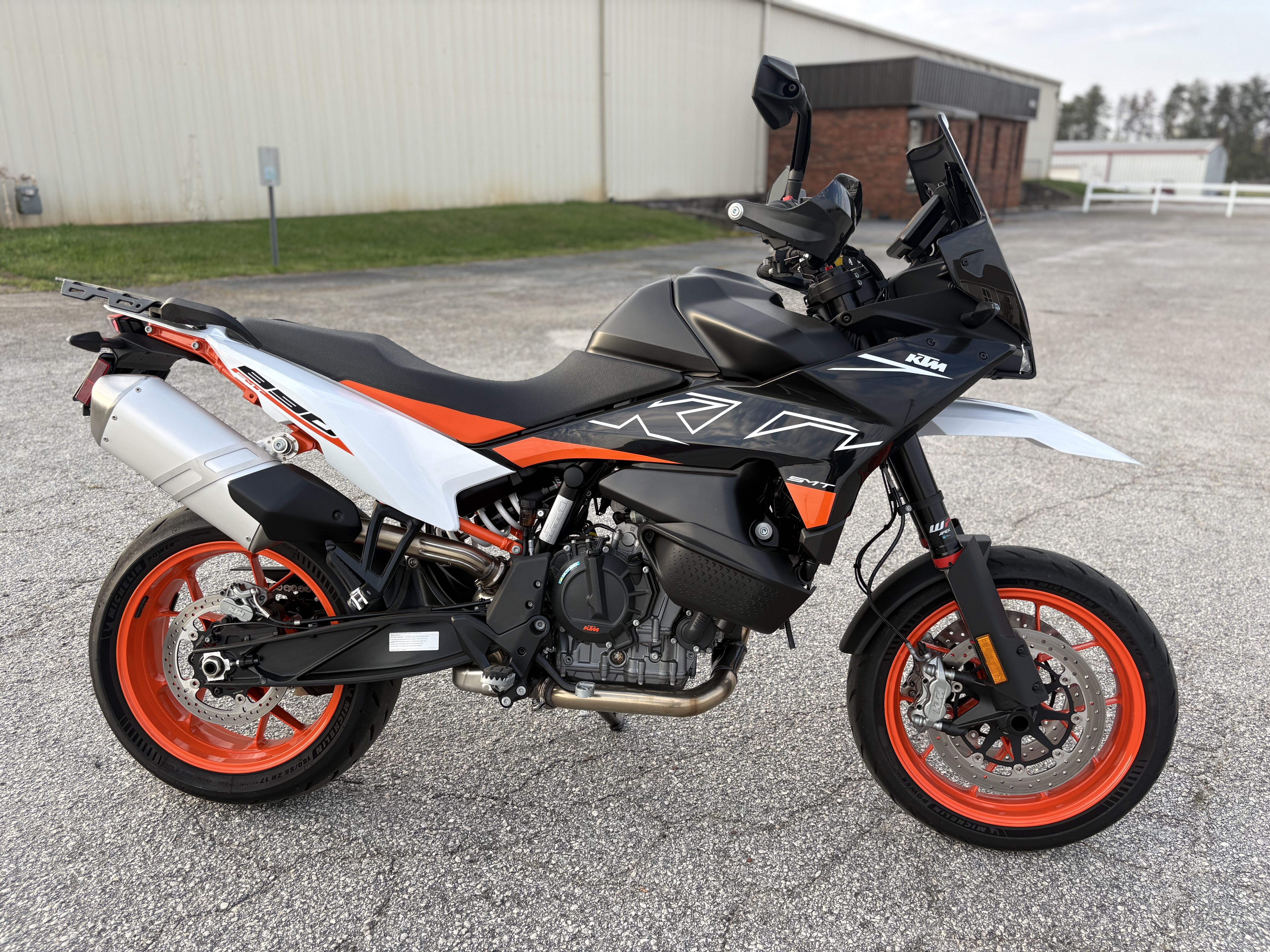 2024 KTM 890 SMT 890 in Greer, SC