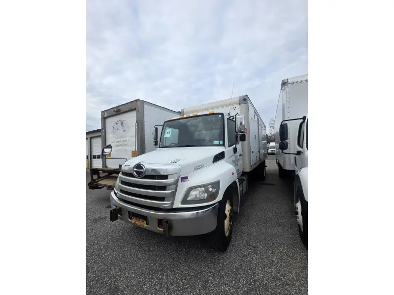 2016 HINO HINO 338