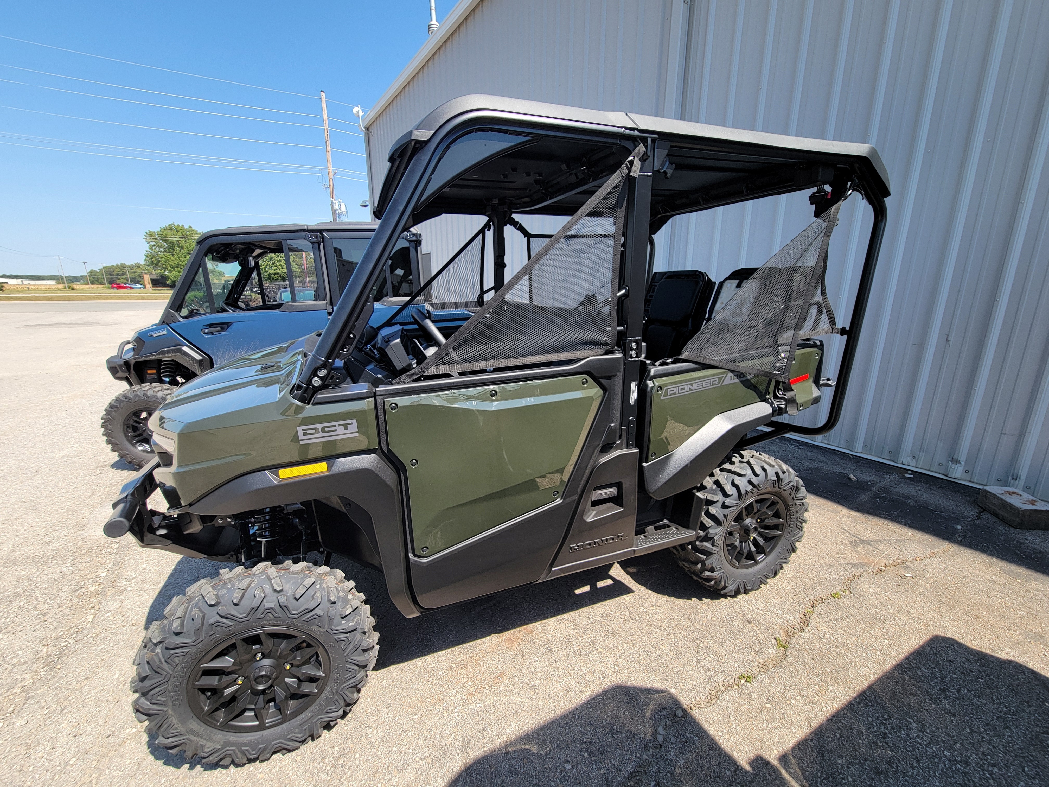 2026 Honda Pioneer 1000-5 Deluxe in topeka KS