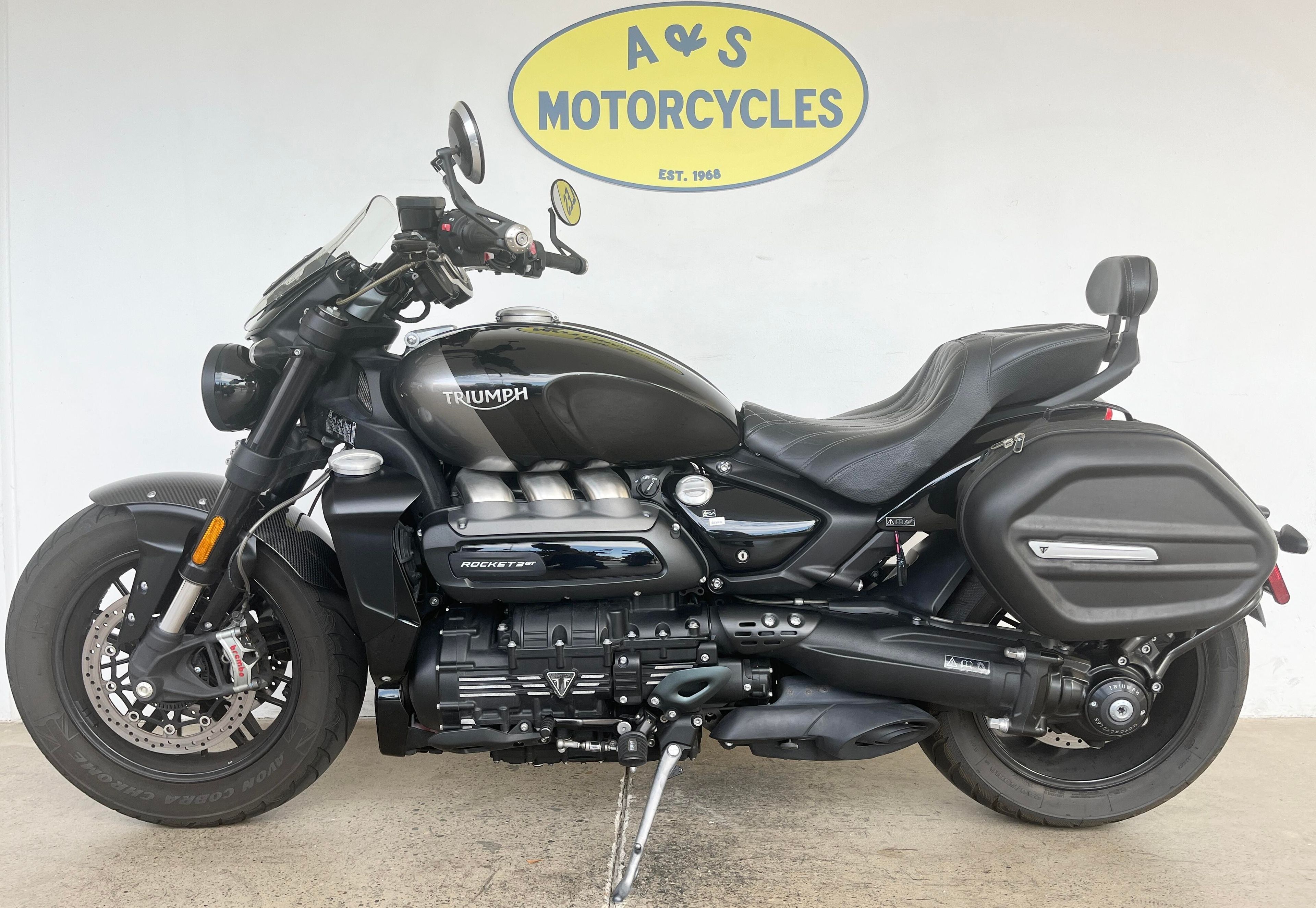 2022 Triumph Rocket III GT Triple Black BASE in Roseville, CA