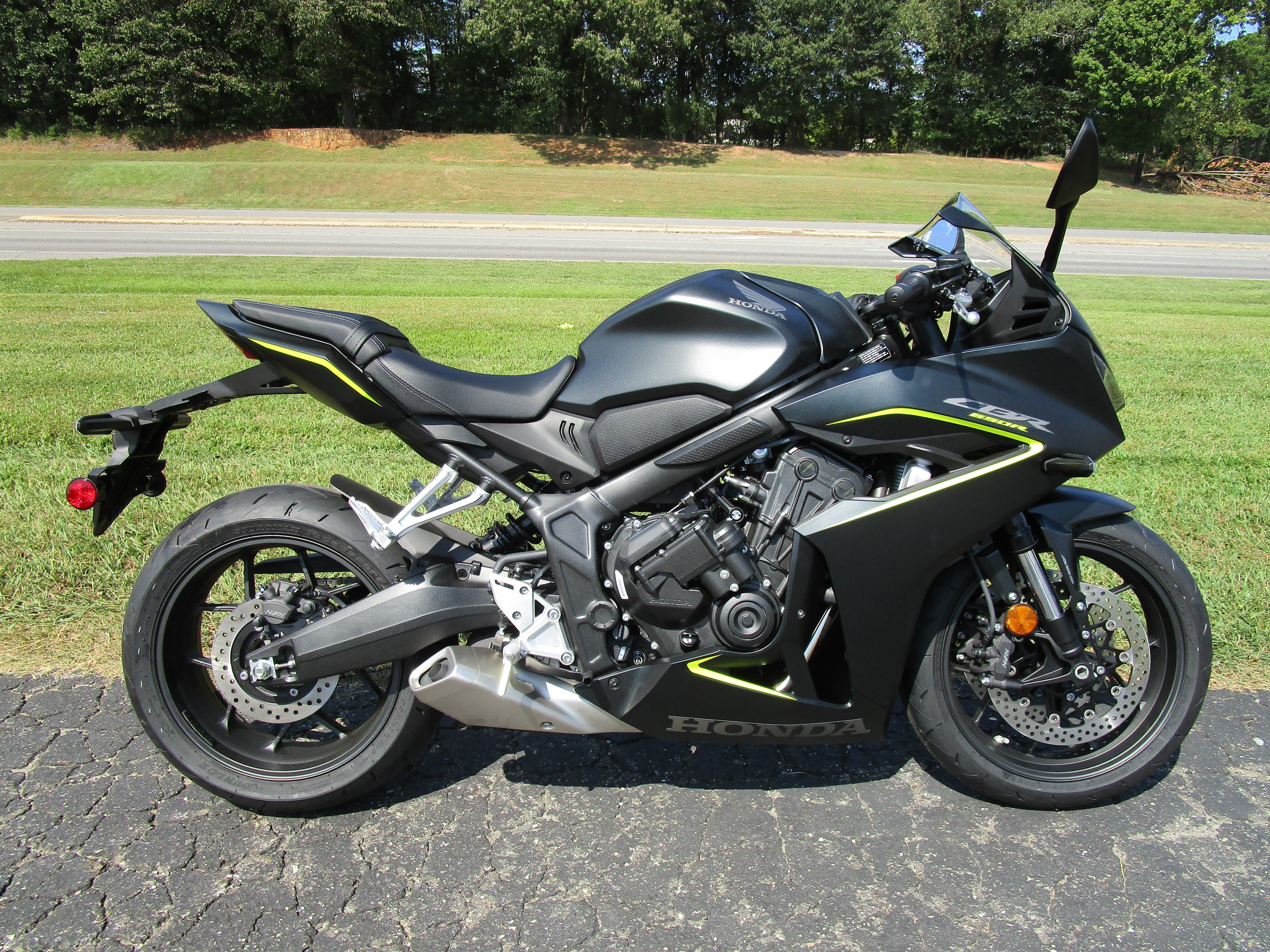2026 Honda CBR650R E-Clutch BASE in Shelby, NC