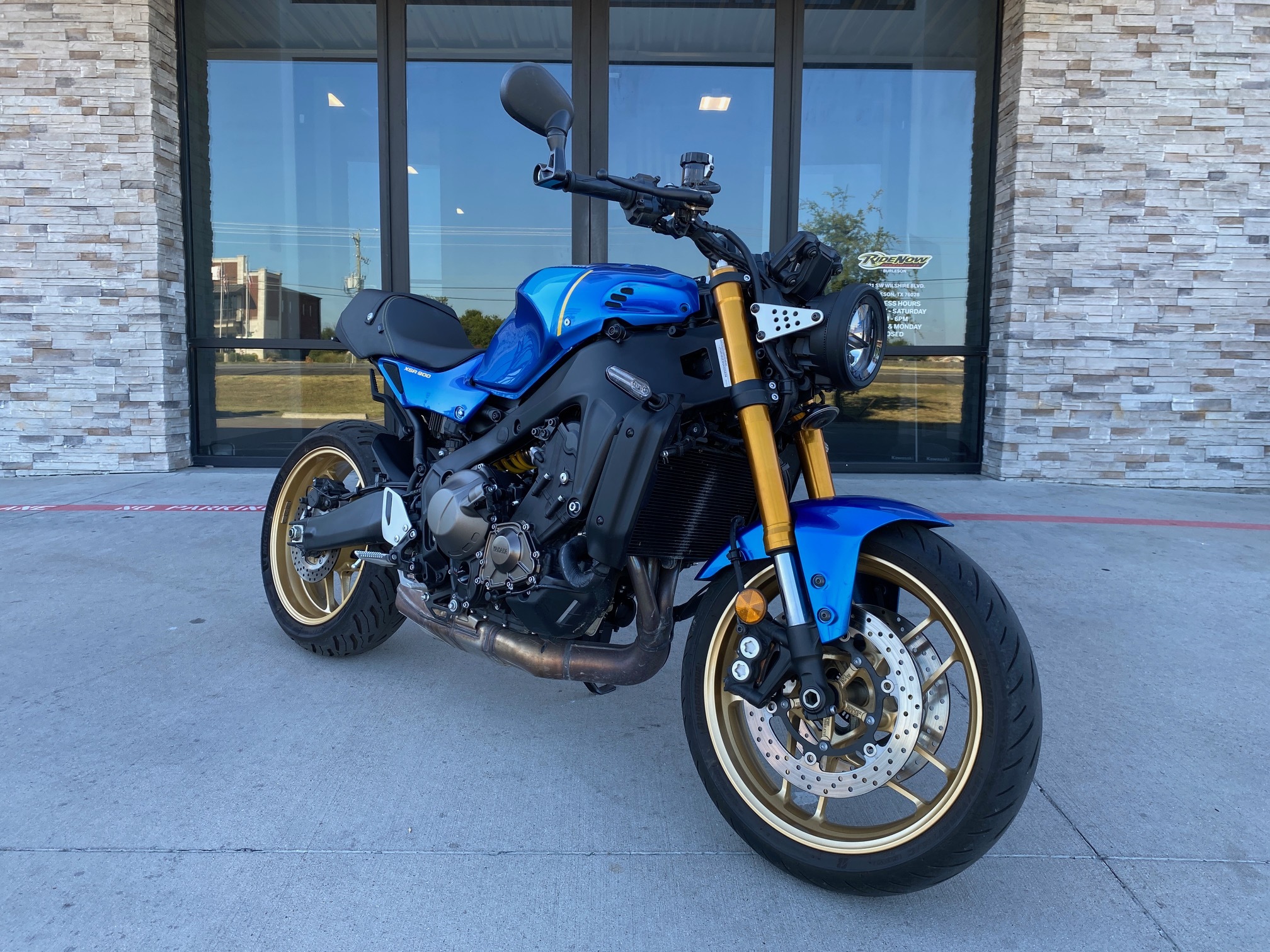 2022 Yamaha XSR900NL 900 in Burleson, TX