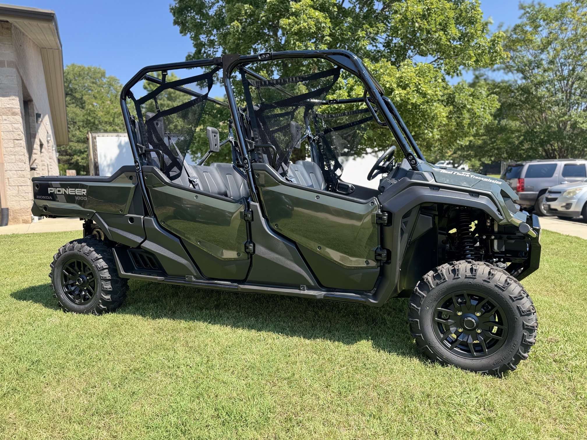 2025 Honda PIONEER 1000-6 DELUXE CREW in lowell NC