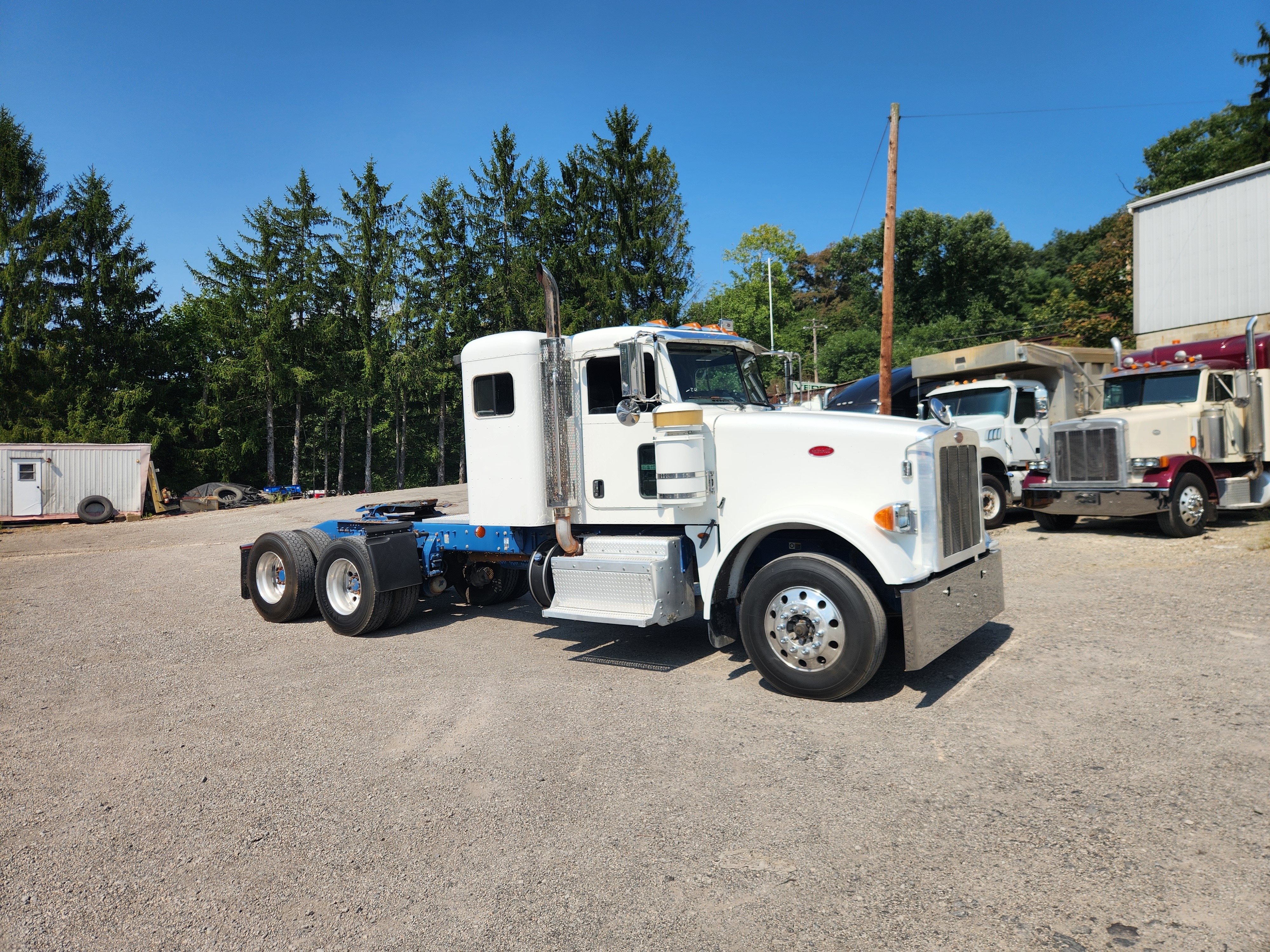 2013 PETERBILT 367 in Butler, PA