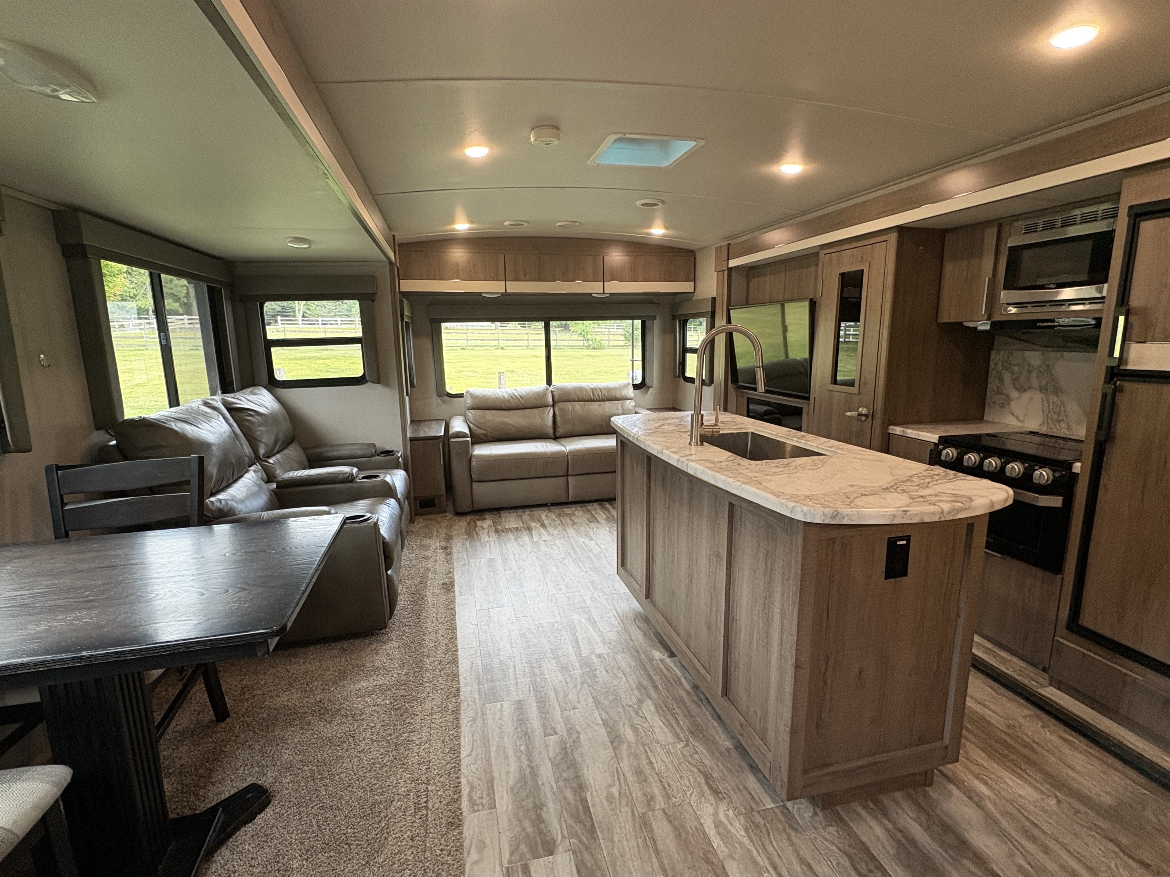 2020 Grand Design IMAGINE 2970RL RV
