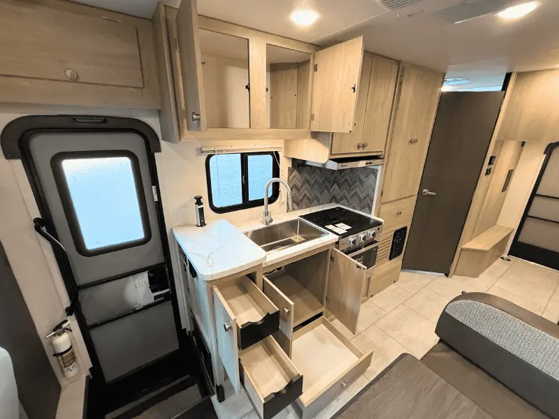 2026 Coachmen Leprechaun 220XG