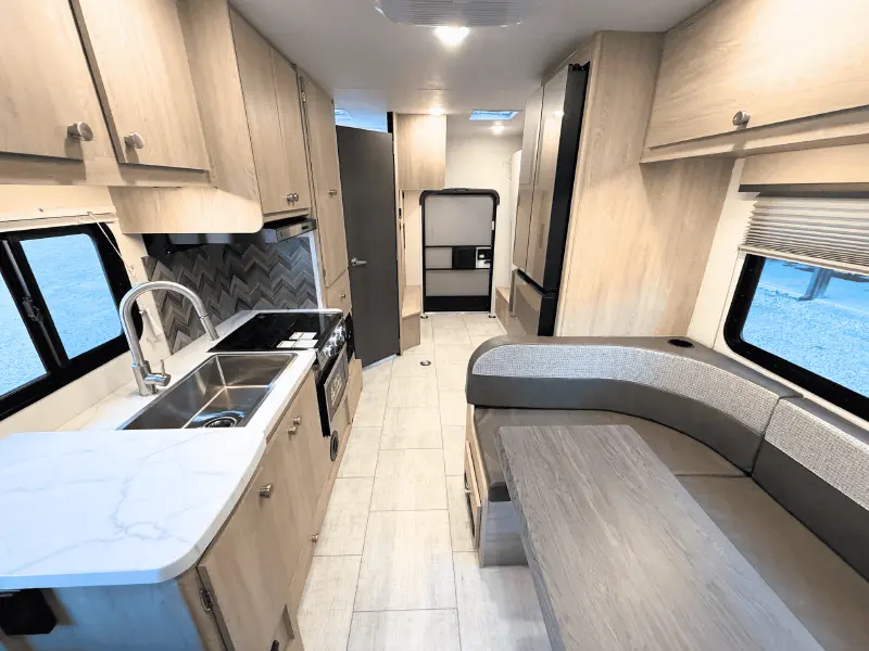 2026 Coachmen Leprechaun 220XG