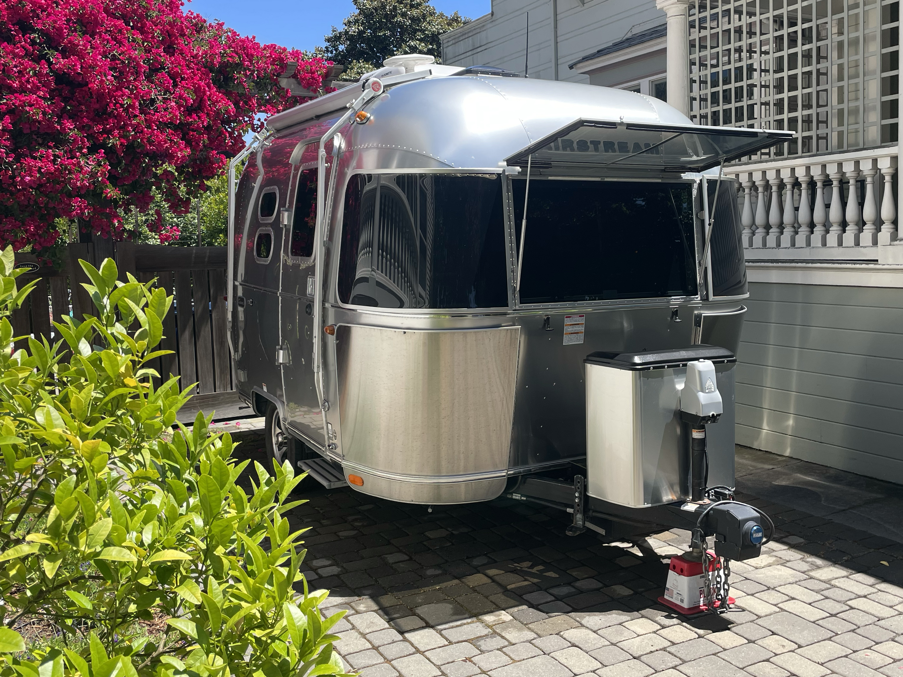 2020 Airstream CARAVEL 16RB in alameda CA