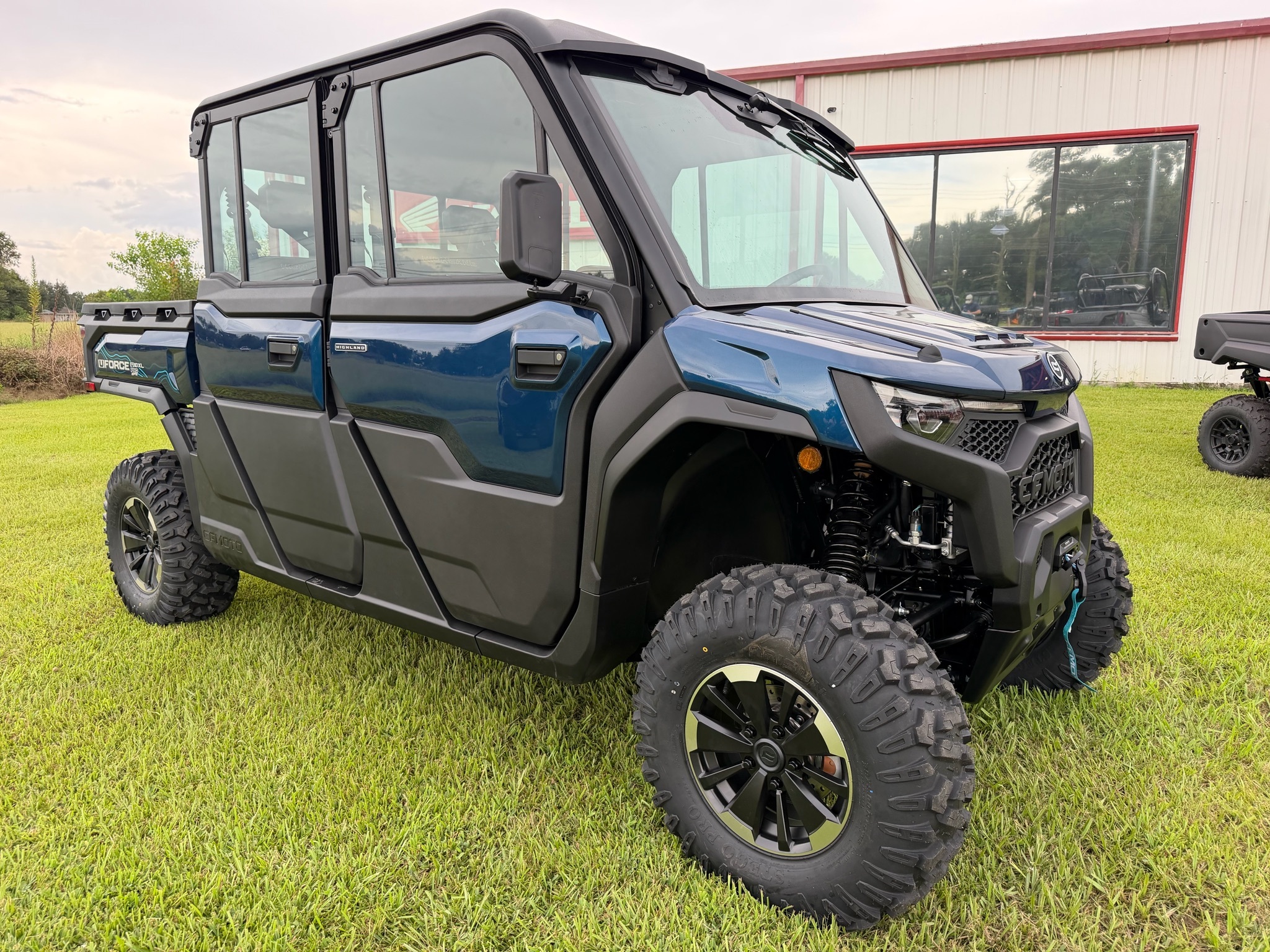 2027 CFMOTO UFORCE U10 XL Pro Highland EPS in lafayette LA